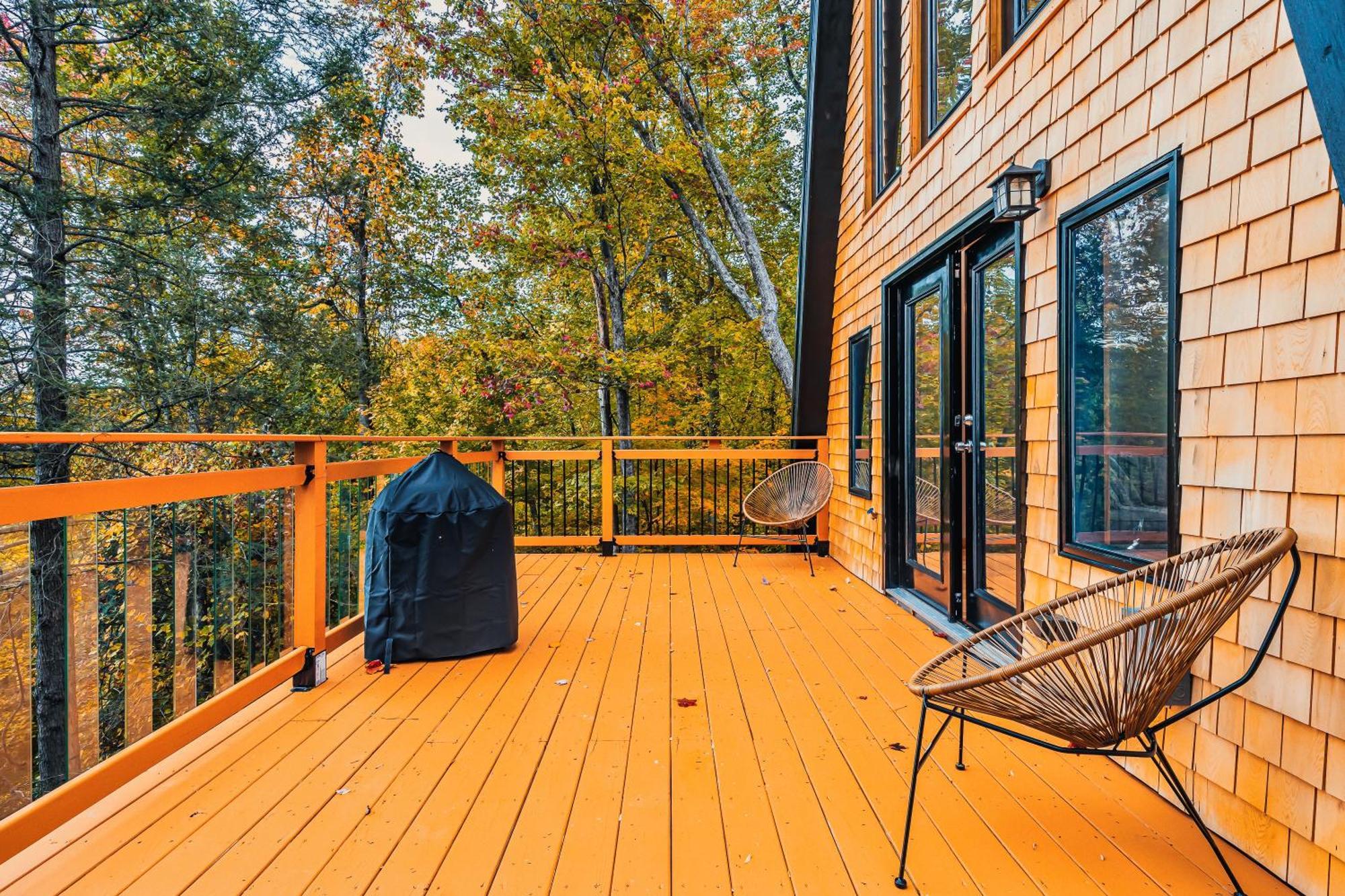 Holiday home Secluded Mtn View New! 10 Mins To Or Park Gatlinburg